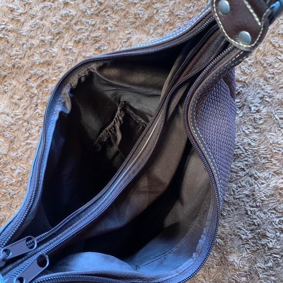 Brown Vegan Leather & Woven Bag - Picture 4 of 9